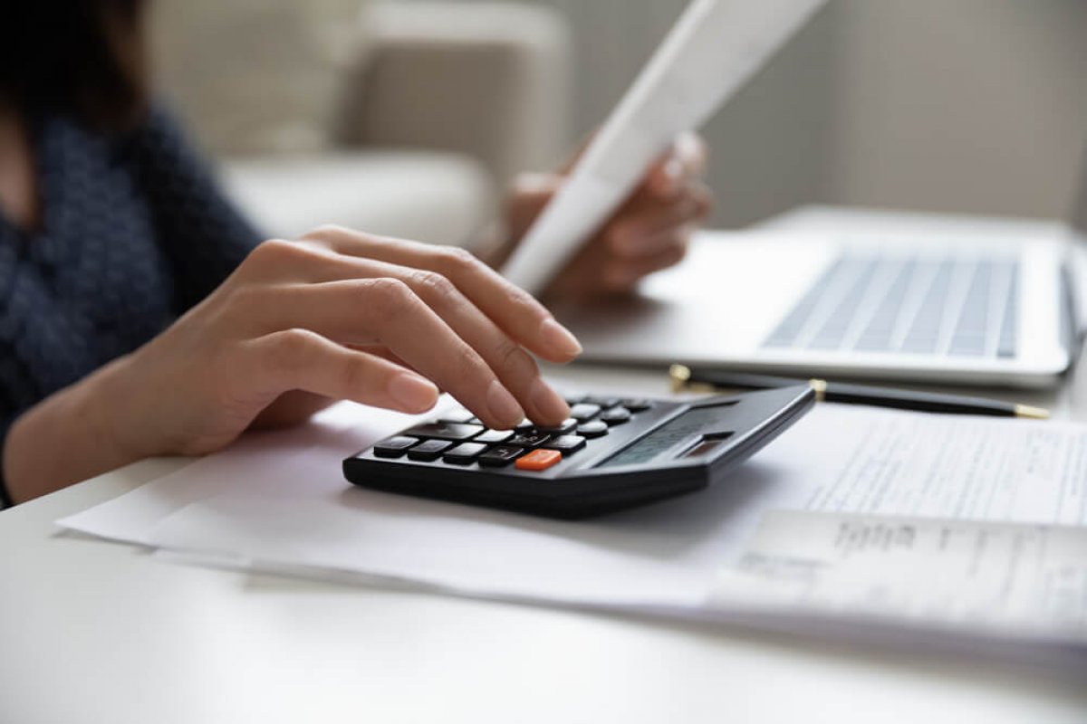 Especialista dá dicas de como se organizar financeiramente em 2024; confira