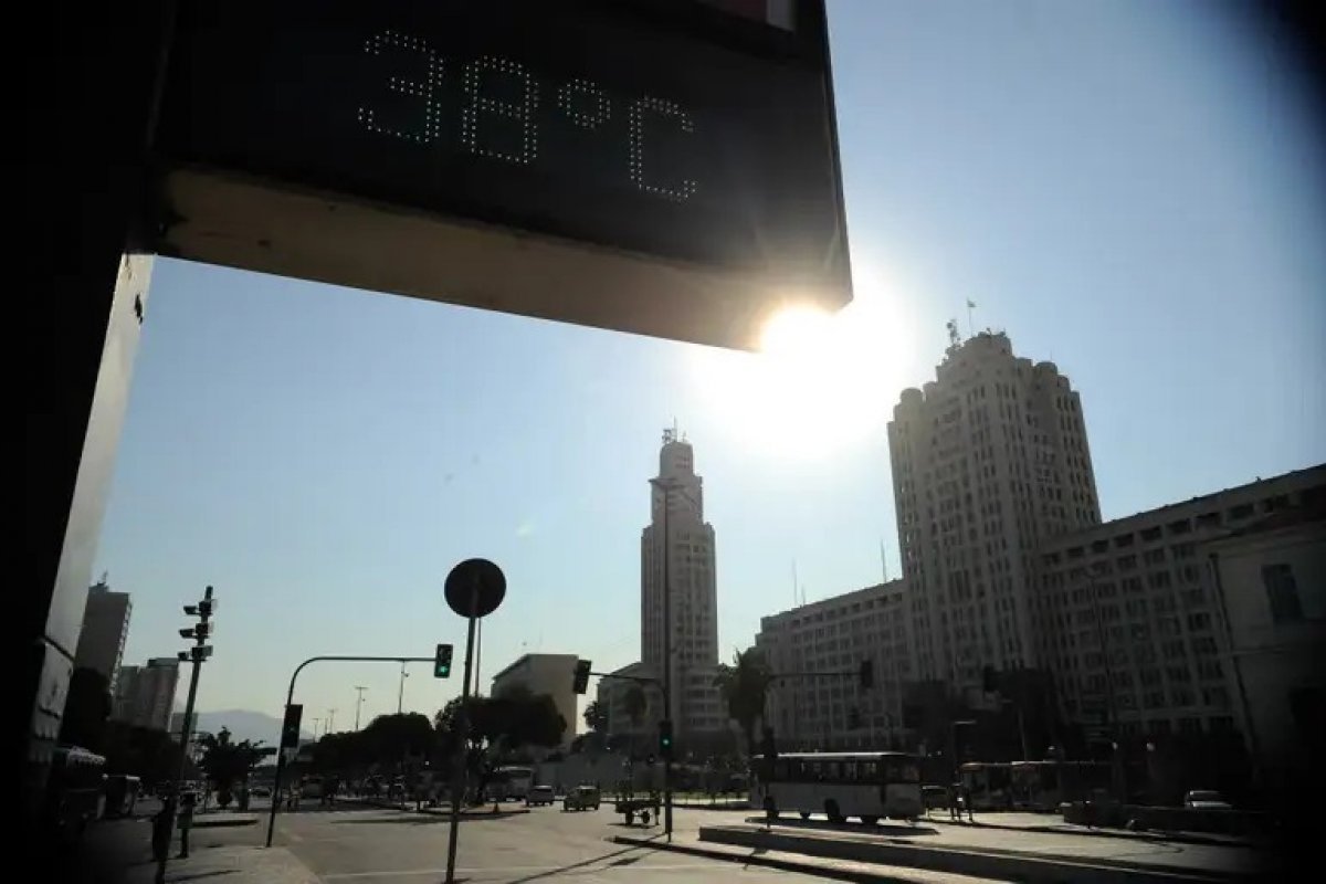 Confira a previsão do tempo para o primeiro dia de 2024
