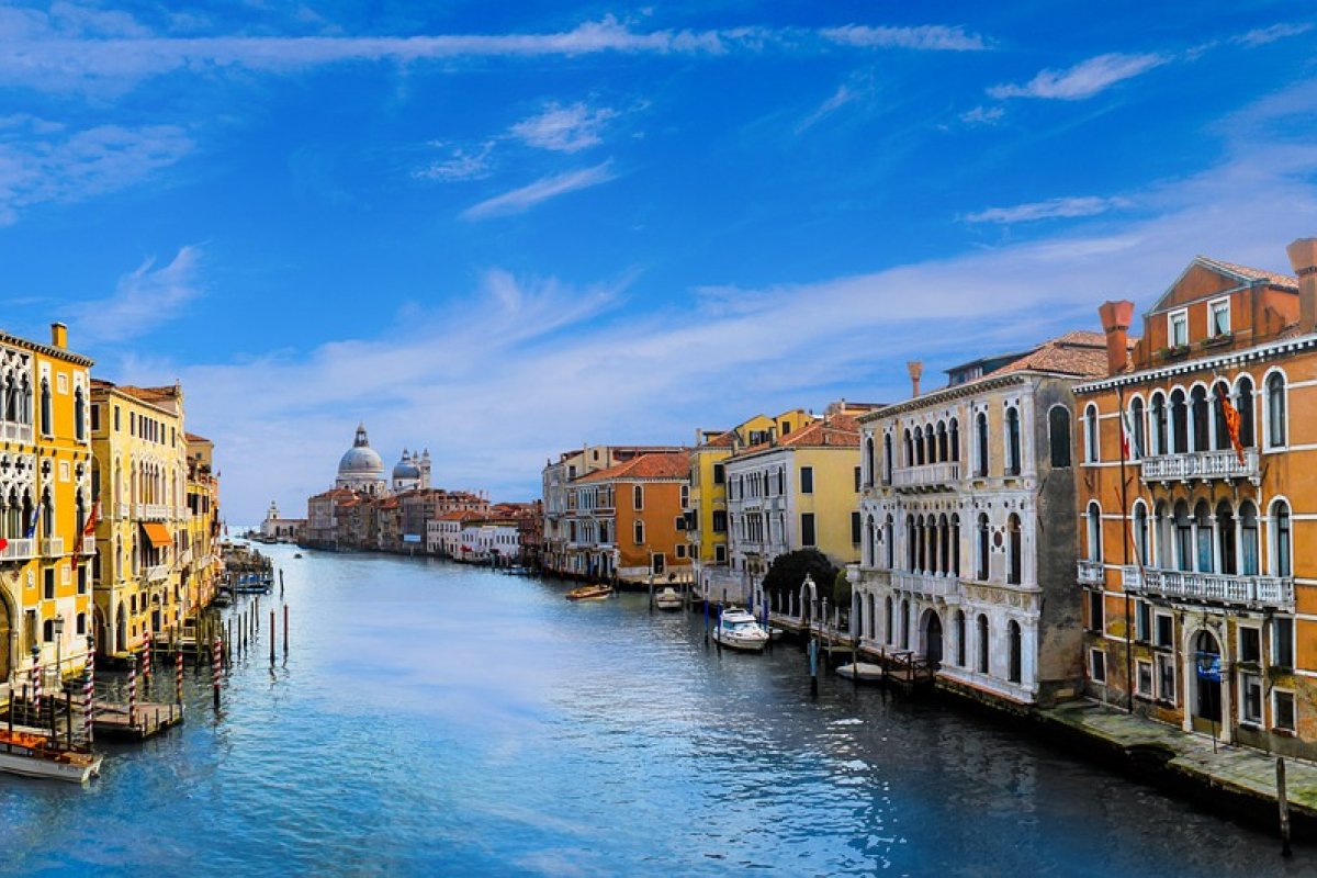 Veneza determina proibição de grupos organizados com mais de 25 turistas