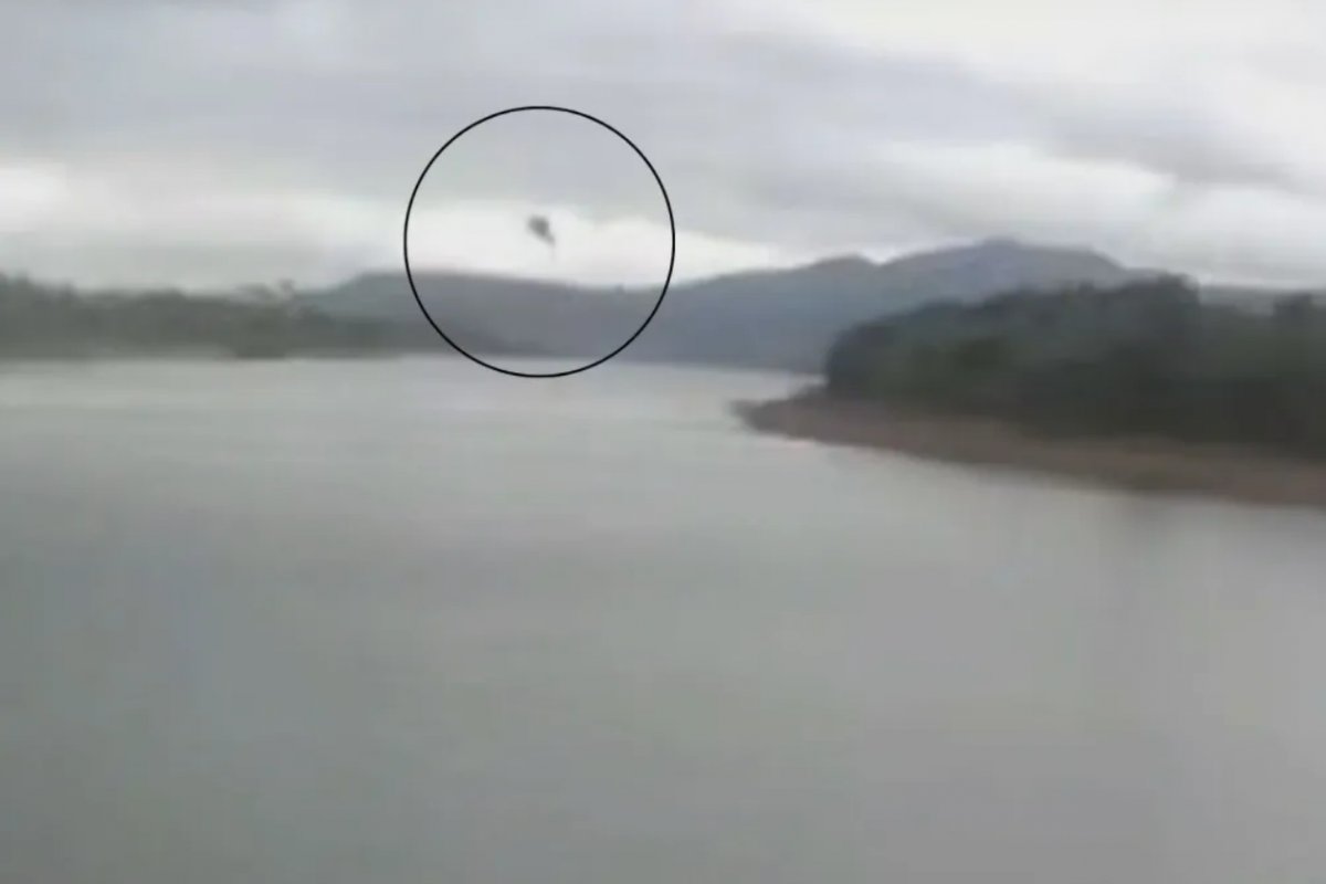 Corpo de uma das vítimas de queda de helicóptero em Capitólio é encontrado sem vida