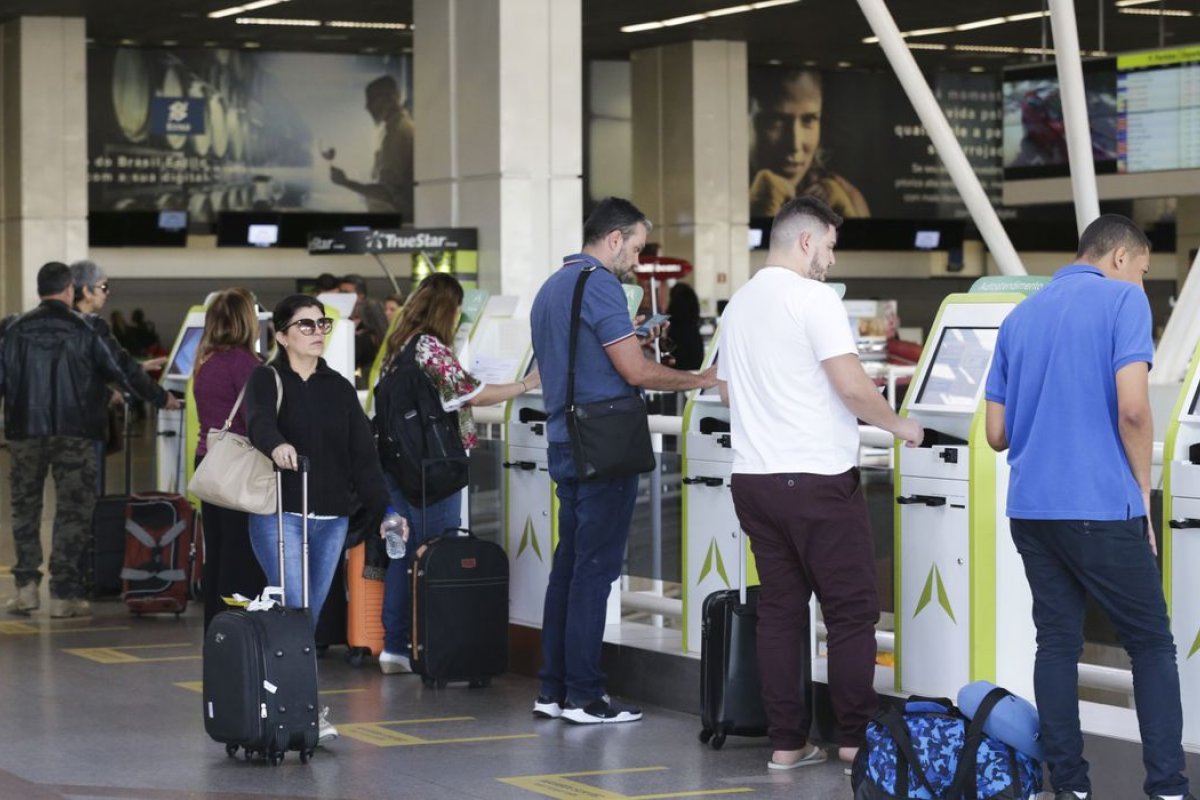 Turismo internacional no Brasil bate recorde de desembolsos em novembro de 2023