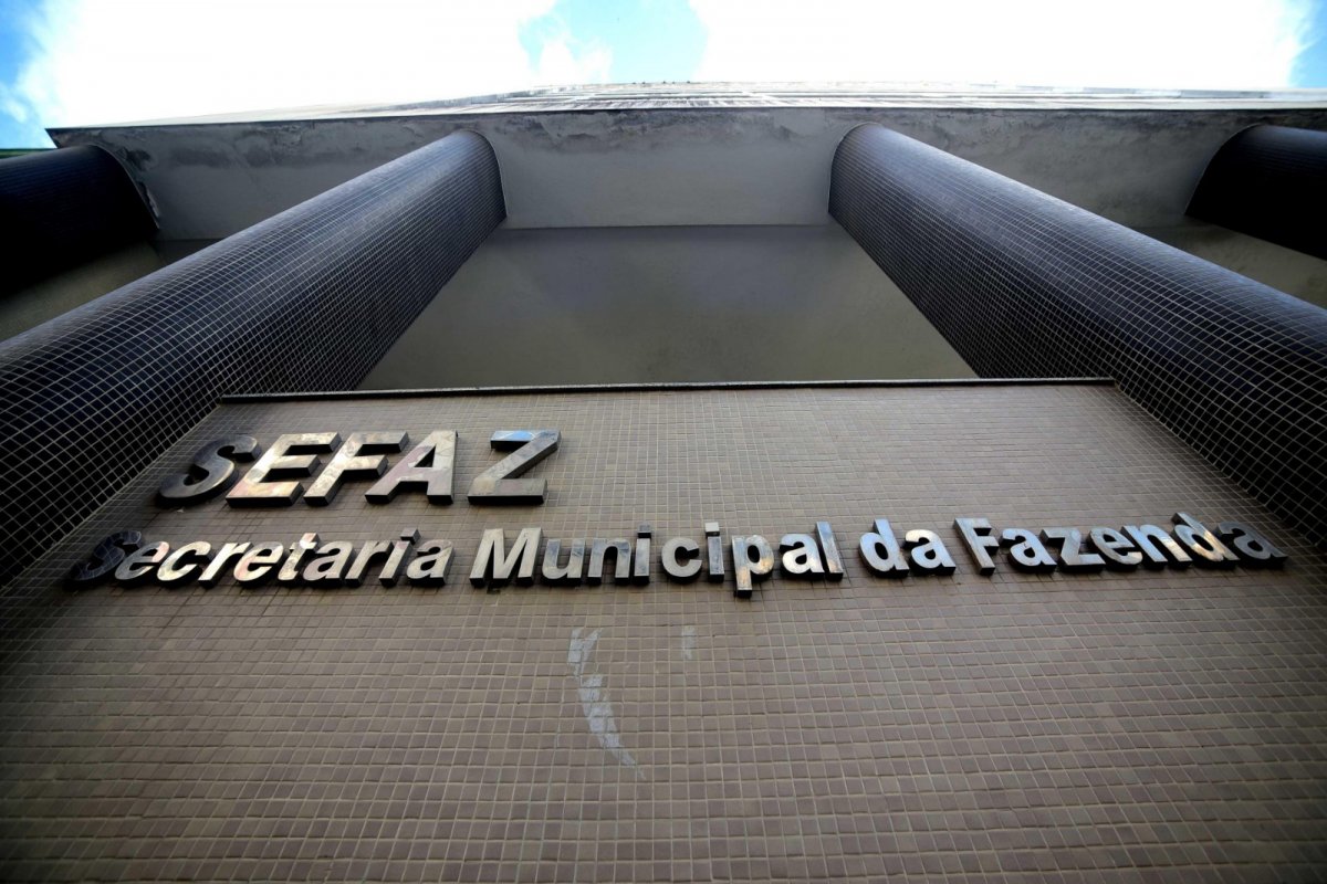 Contribuintes que quitarem IPTU em cota única pagarão valor menor do que ano passado; confira 