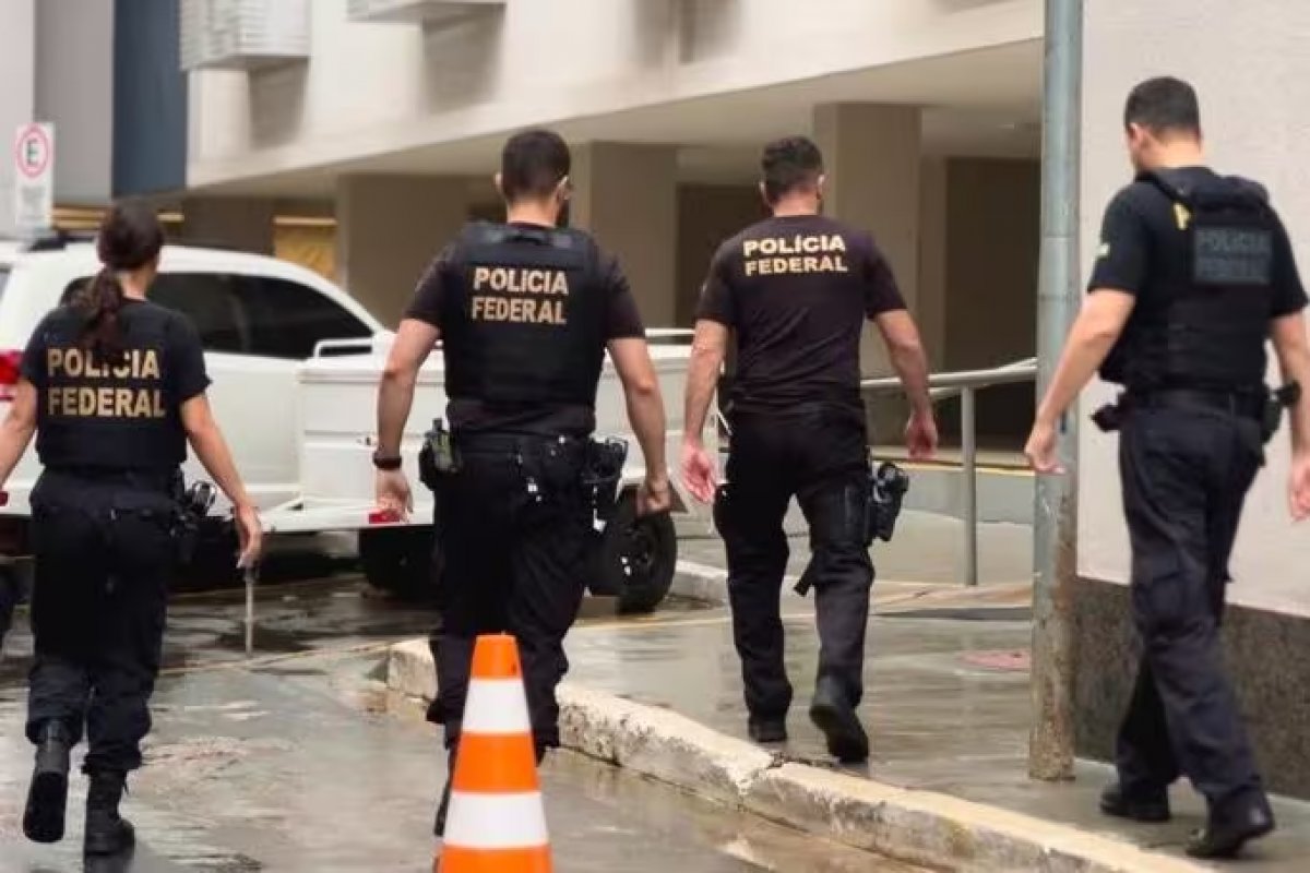 Operação Lesa Pátria: PF cumpre 48 mandados em 11 estados