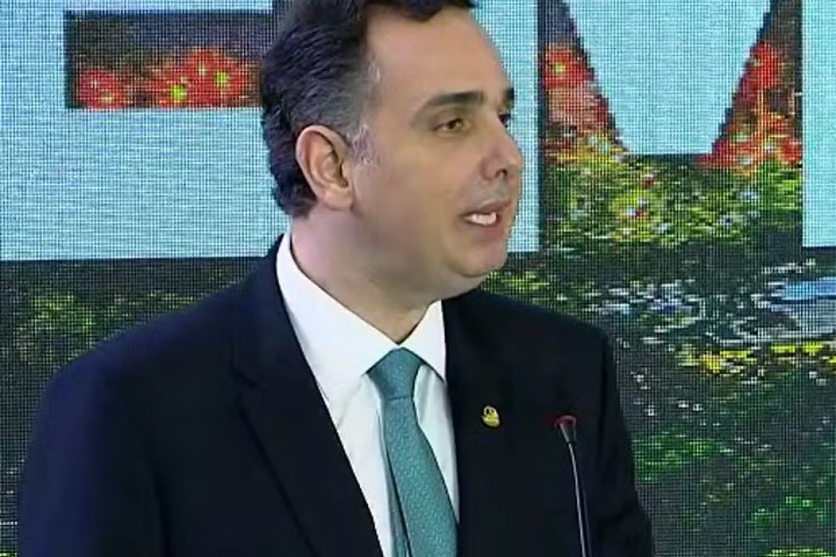 8 de janeiro: Pacheco anuncia a retirada de grades do Congresso 