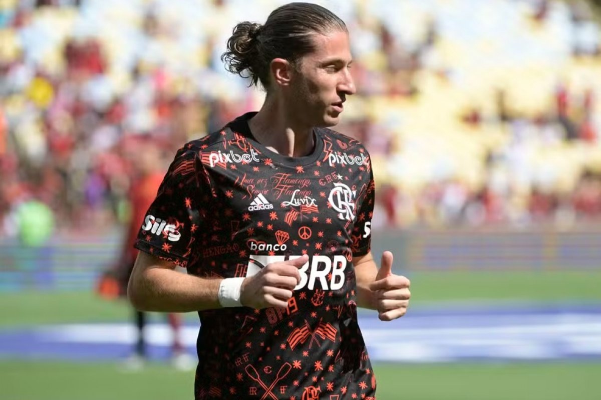 Filipe Luís nega convite para cargo de coordenador da Seleção Brasileira 