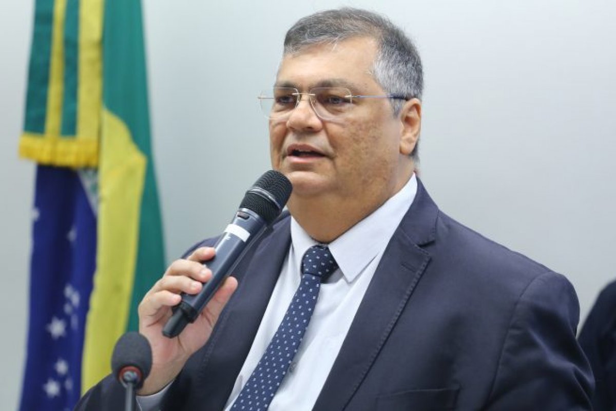 Dino deixa Justiça sem enviar terras indígenas para demarcação e Lewandowski herdará passivo