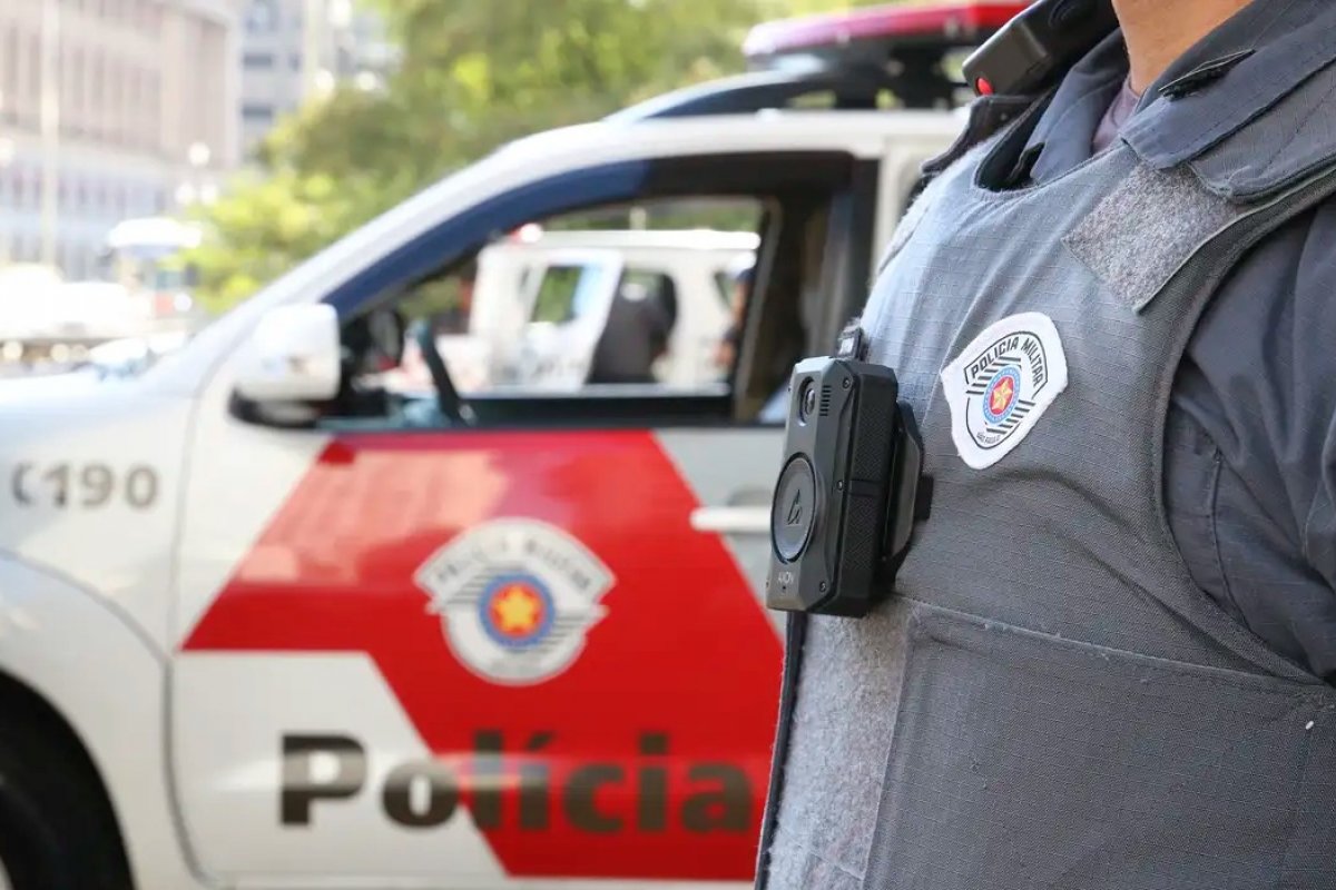 Indivíduos armados executam homem em Curitiba (PR)