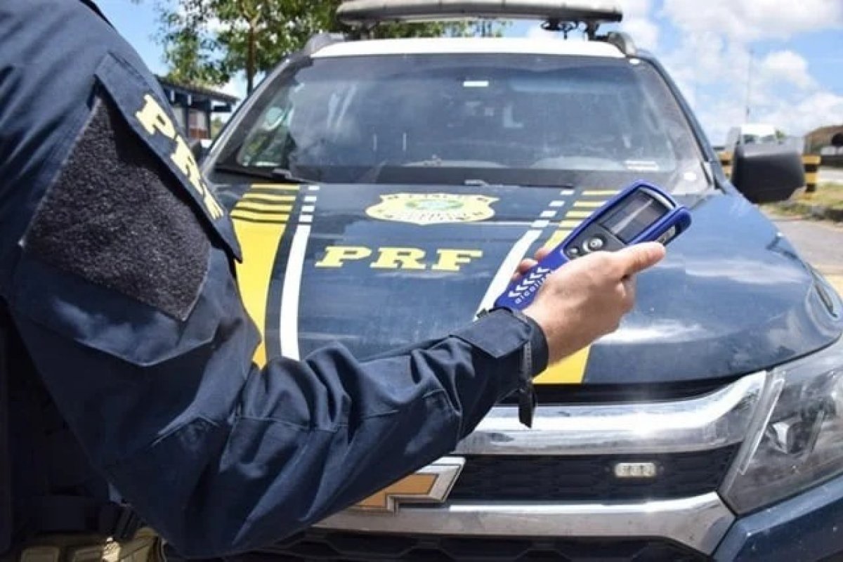Motorista embriagado é preso após provocar acidente no Extremo Sul da Bahia