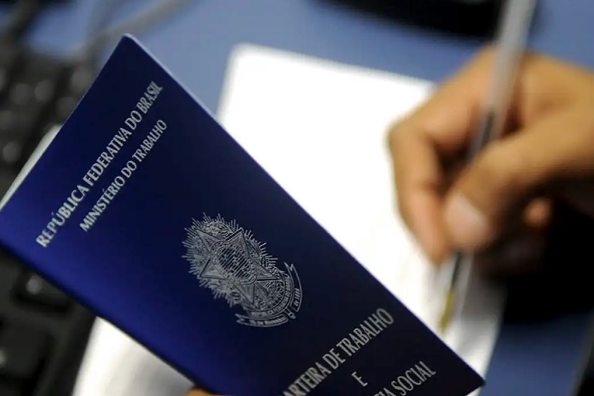 Confira as vagas de emprego disponibilizadas pelo Sine Bahia para esta terça-feira (15)