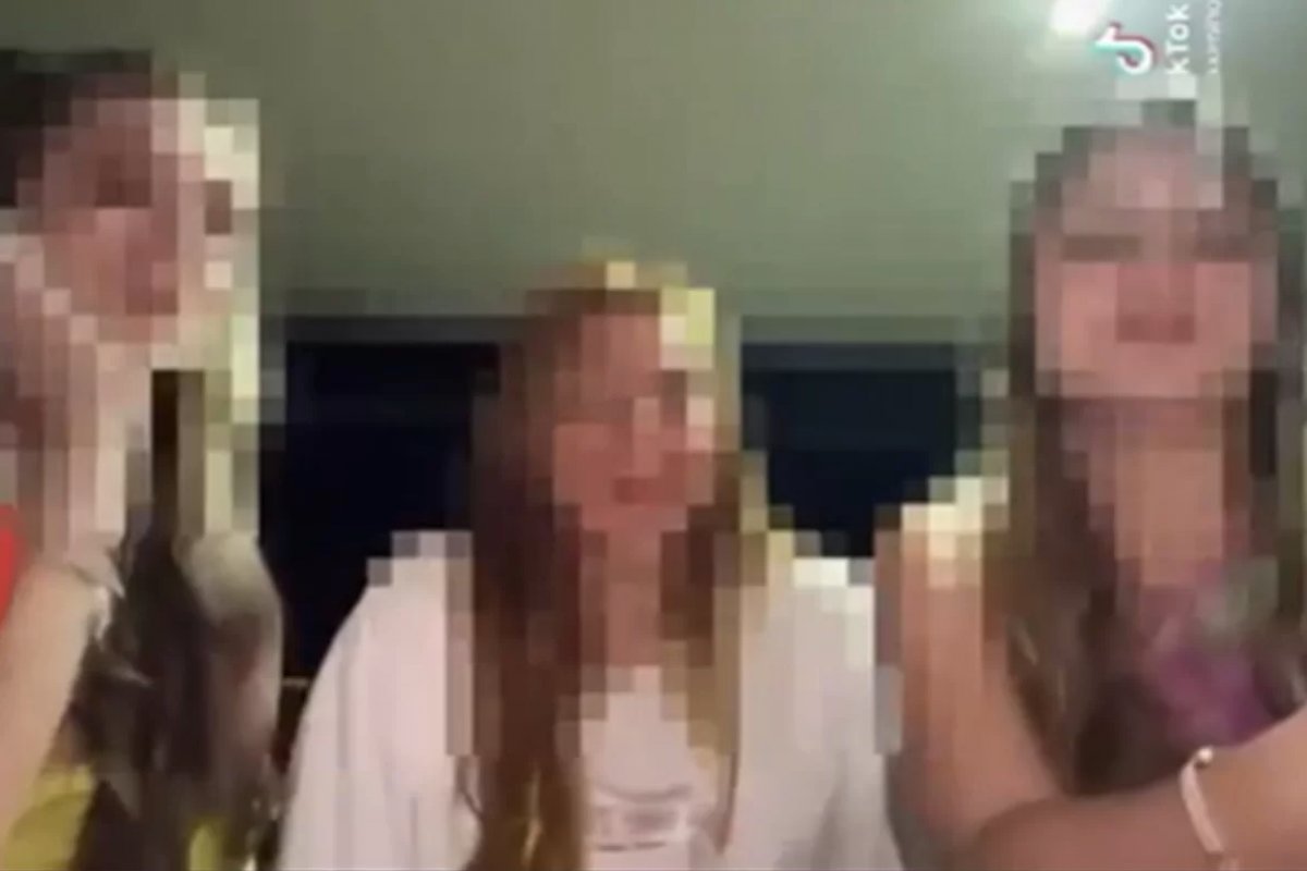 Jovens são indiciadas por racismo em vídeo do TikTok