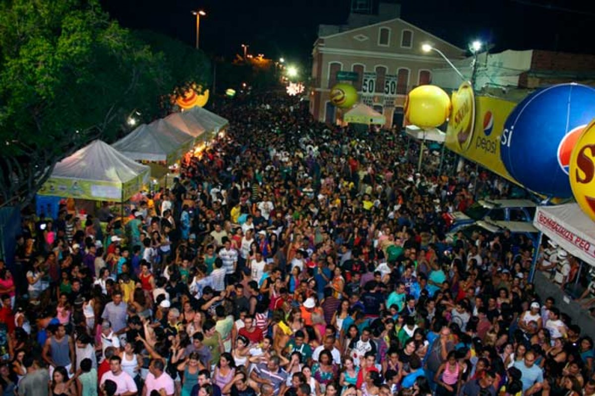 Carnaval na Bahia começa por Juazeiro!