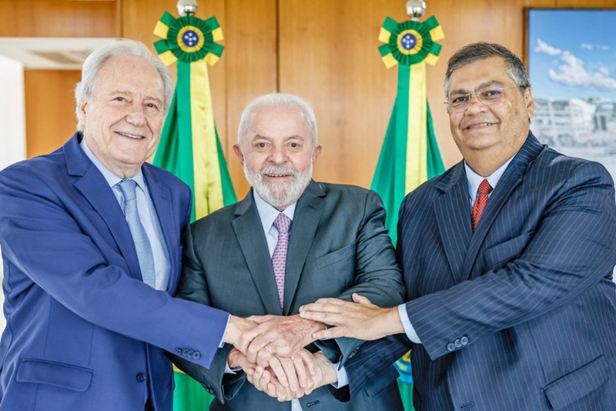 Lewandowski define novo número 2 do Ministério da Saúde; saiba quem é