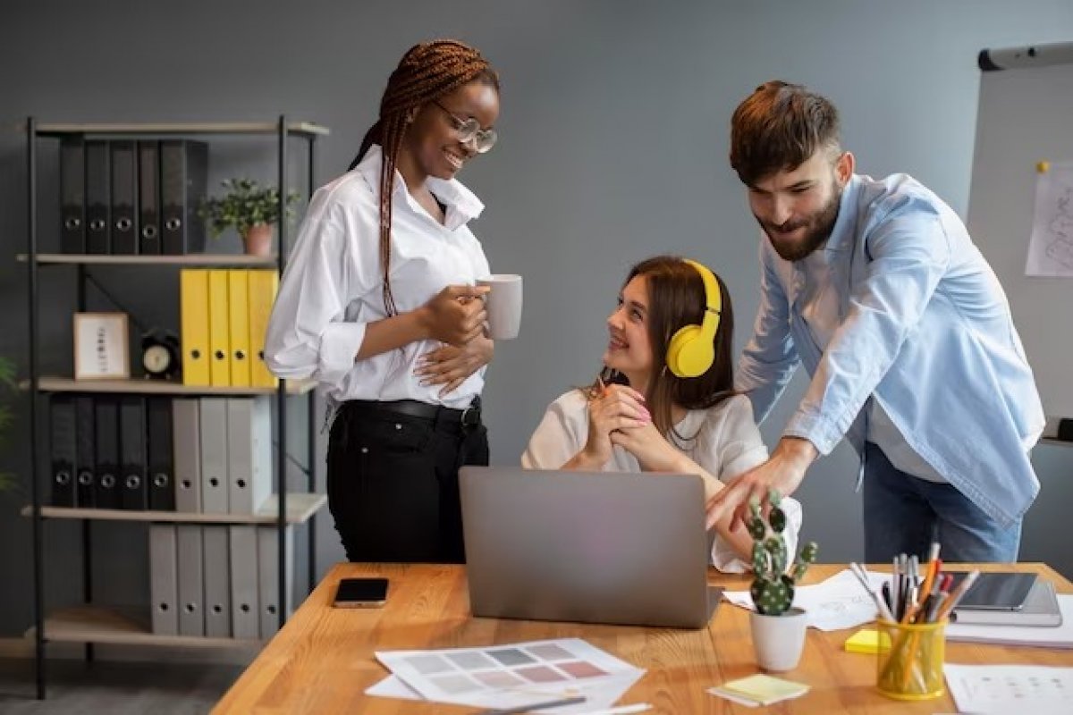 Empresas brasileiras adotam expediente reduzido nas sextas-feiras