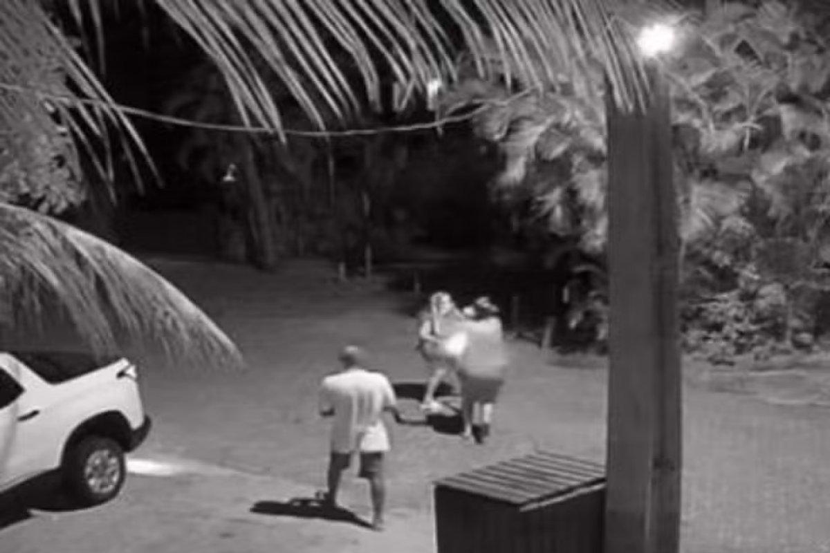 Idosa de 71 anos é agredida por moradora em condomínio na Praia do Forte