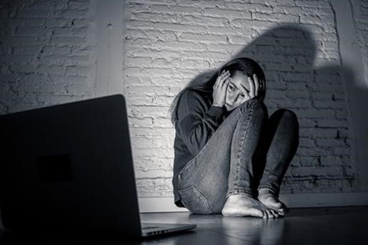 Bullying e cyberbullying é crime no Brasil: especialista em Direito Penal explica mudanças da nova lei! 