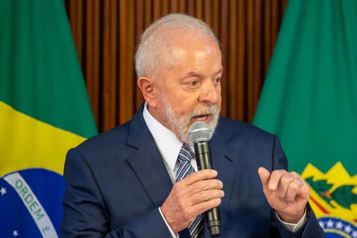 Governo Lula analisa medidas para frear aumento nos valores das contas de luz