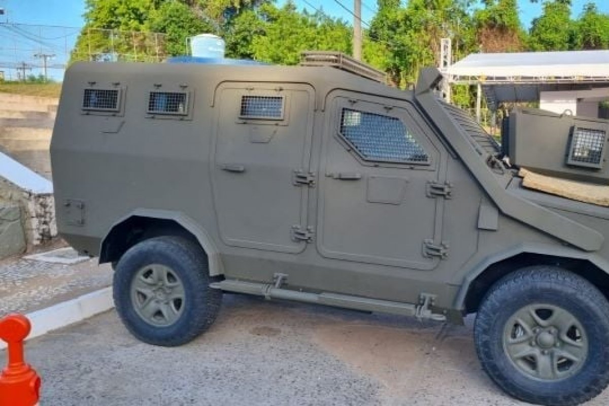 Polícia Militar testará veículo blindado tático durante ações em Salvador