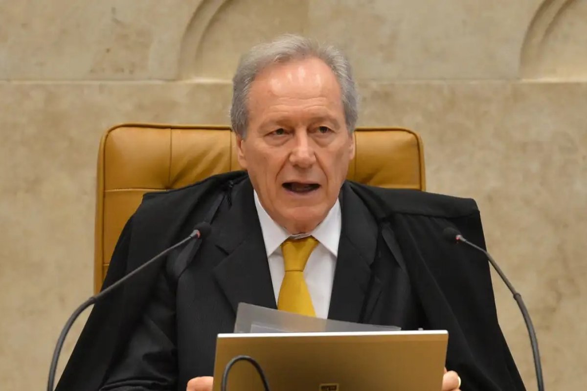 Ricardo Lewandowski é nomeado ministro da Justiça