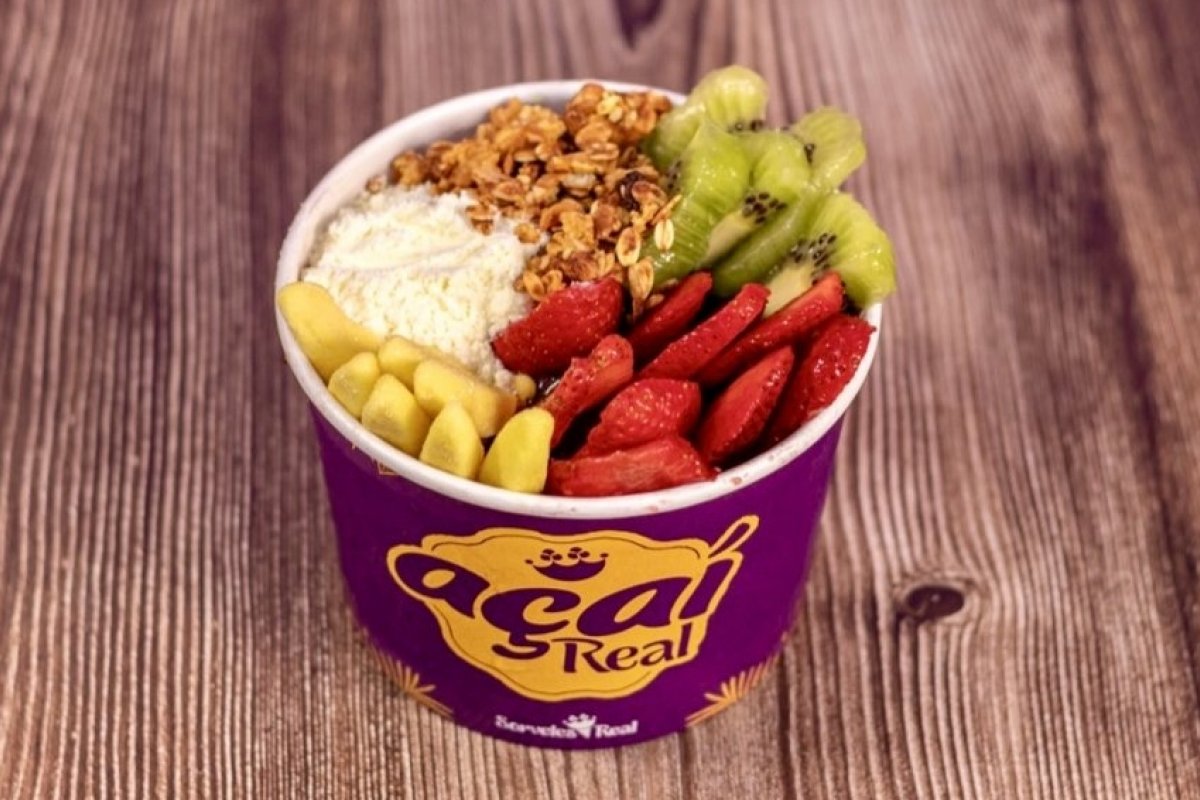 Vila de Praia do Forte ganha uma loja exclusiva do Açaí Real! 