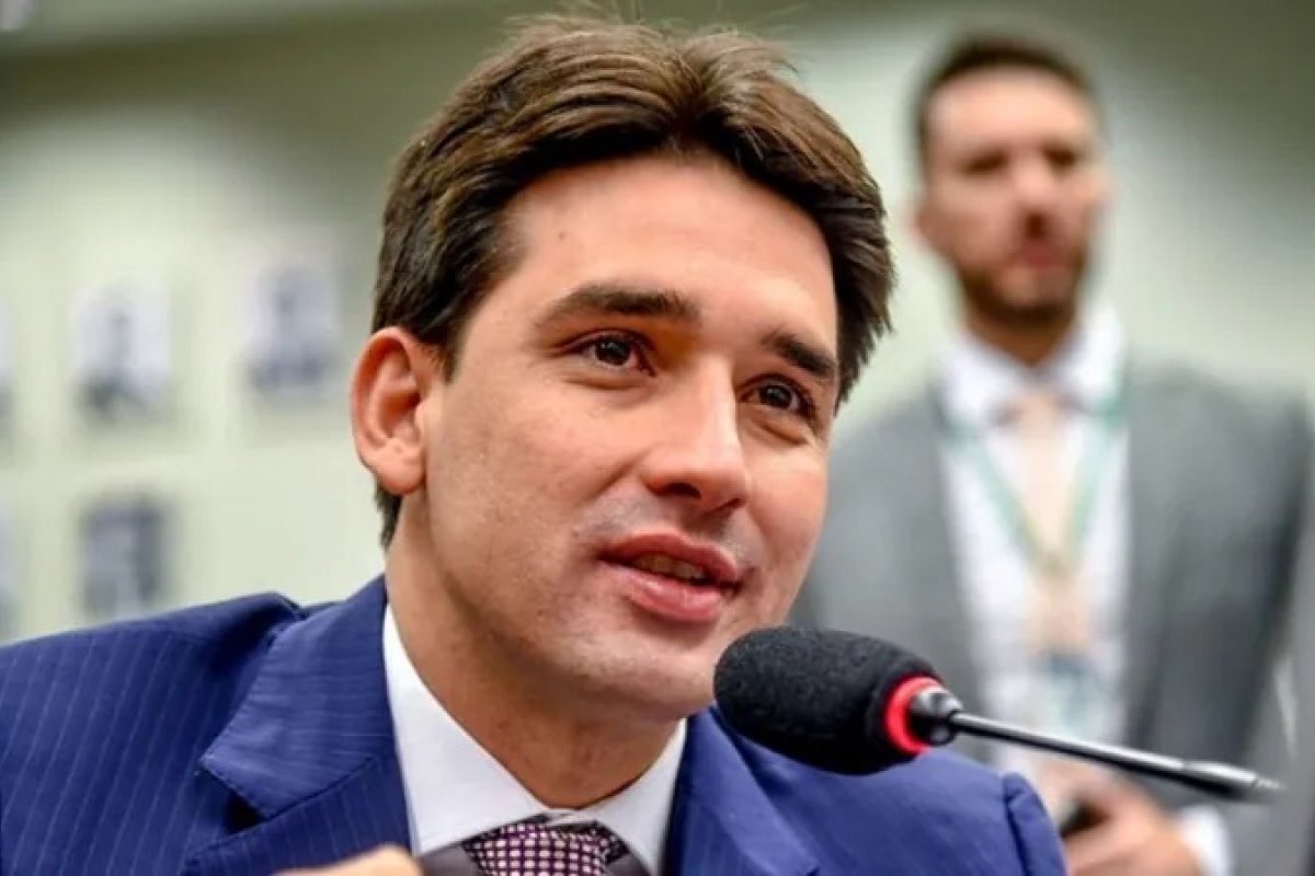 Silvio Costa Filho afirma que paralização em portos e aeroportos não causa prejuízo 