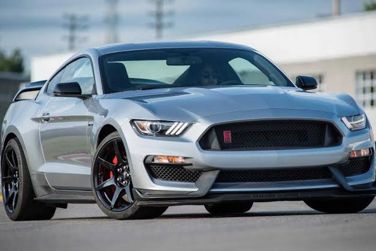 Mustang, Challenger e Camaro lideraram vendas de esportivos nos EUA