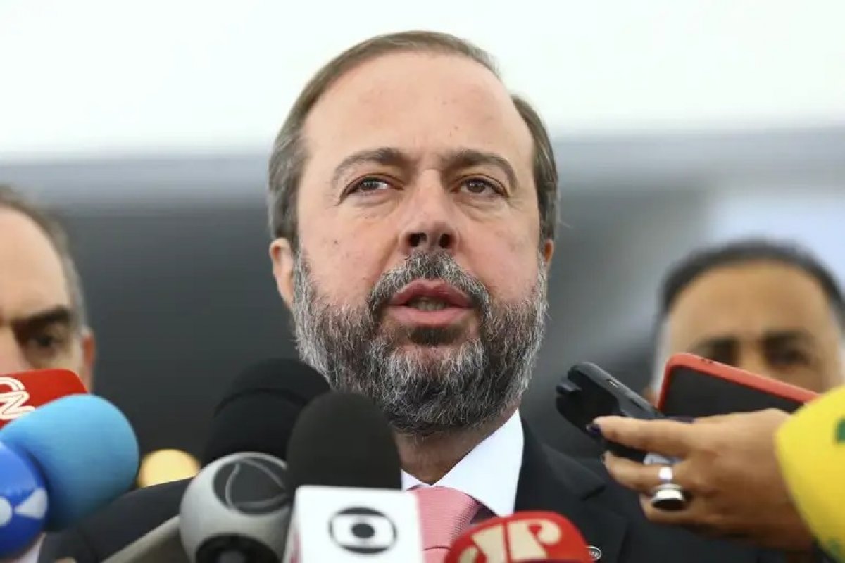 ‘Lula nunca faria interferência direta na Vale’, dispara Alexandre Silveira 