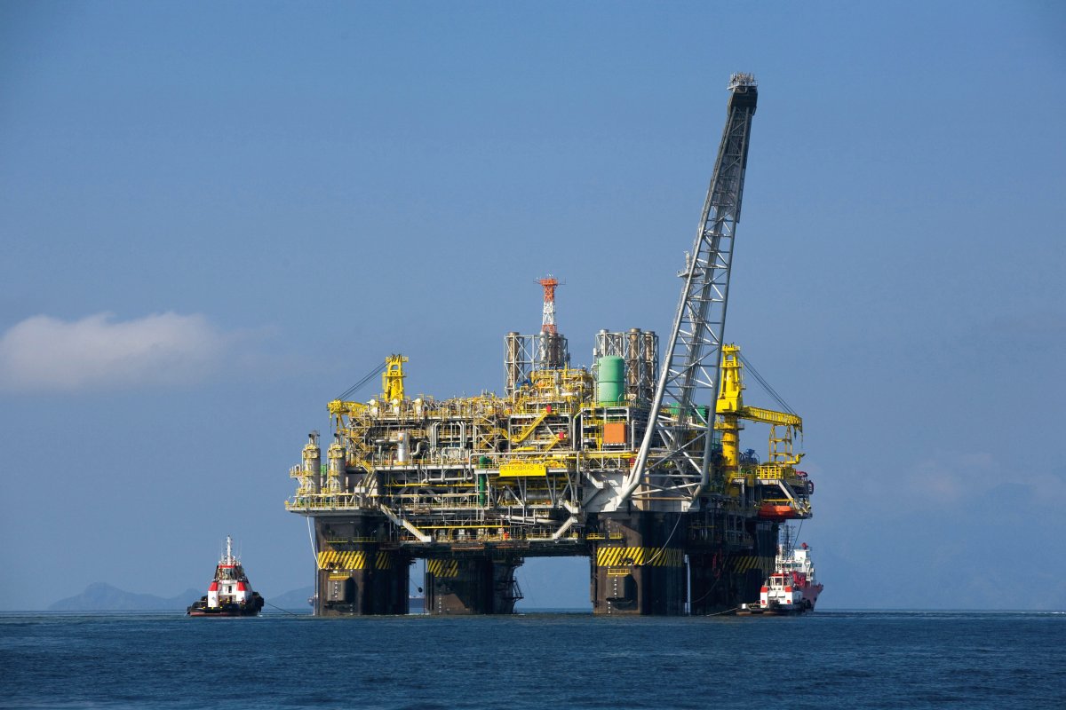 Acidente com Plataforma da Petrobras deixa um brasileiro morto