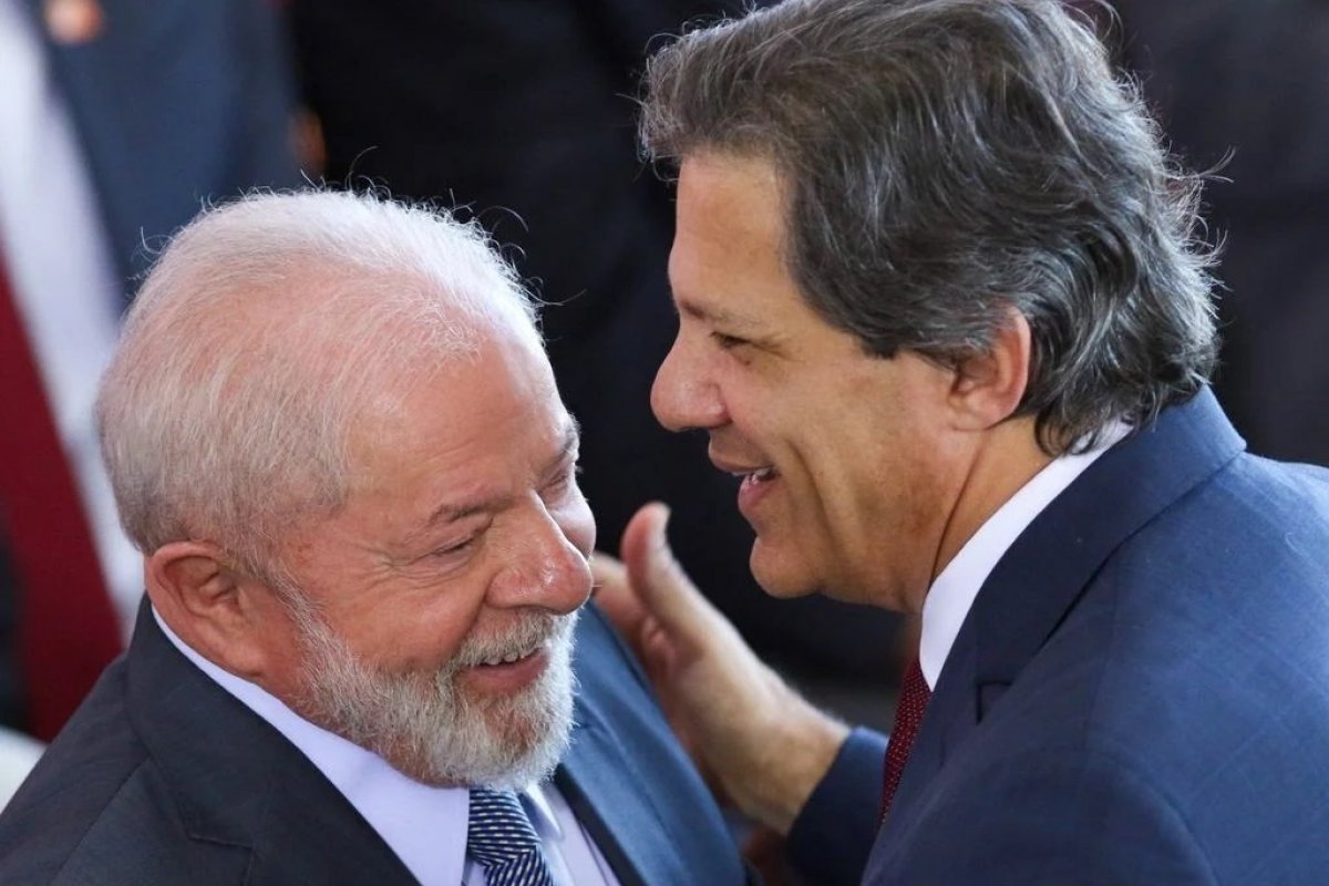 Contas públicas têm rombo de R$ 230,5 bi em 1º ano de Lula, pior resultado desde 2020