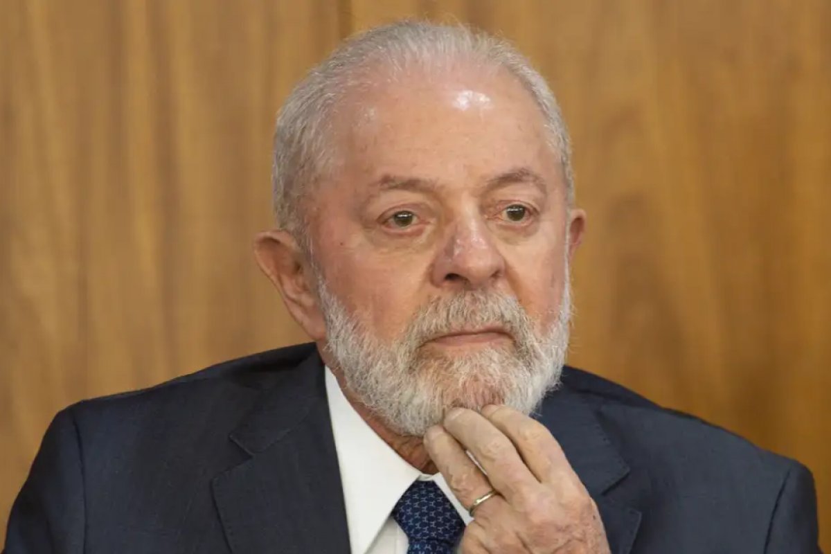 "A gente nunca está seguro", diz Lula sobre gestão da Abin