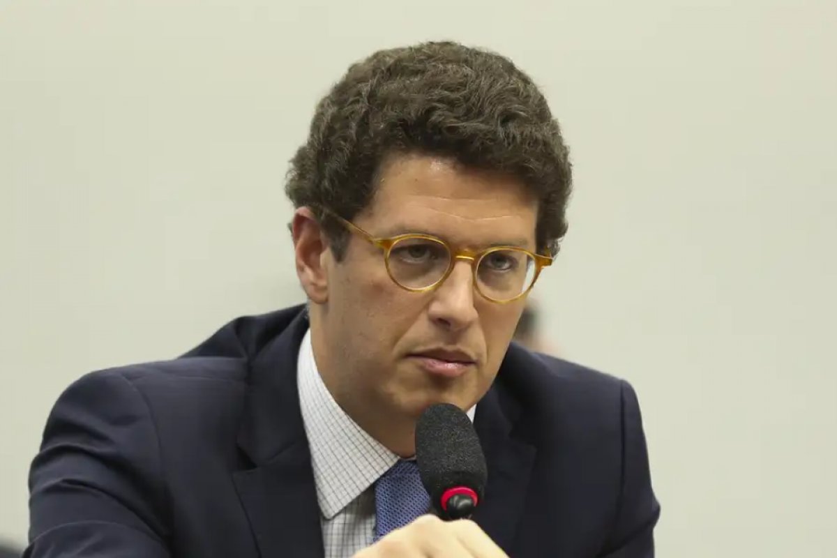 Salles desiste de candidatura em SP após acordo de Bolsonaro com Nunes