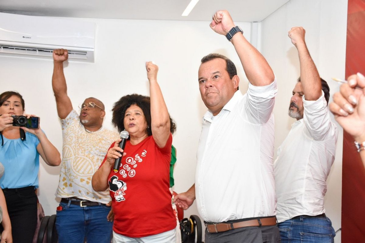PT Salvador oficializa apoio a Geraldo Júnior na corrida pela prefeitura