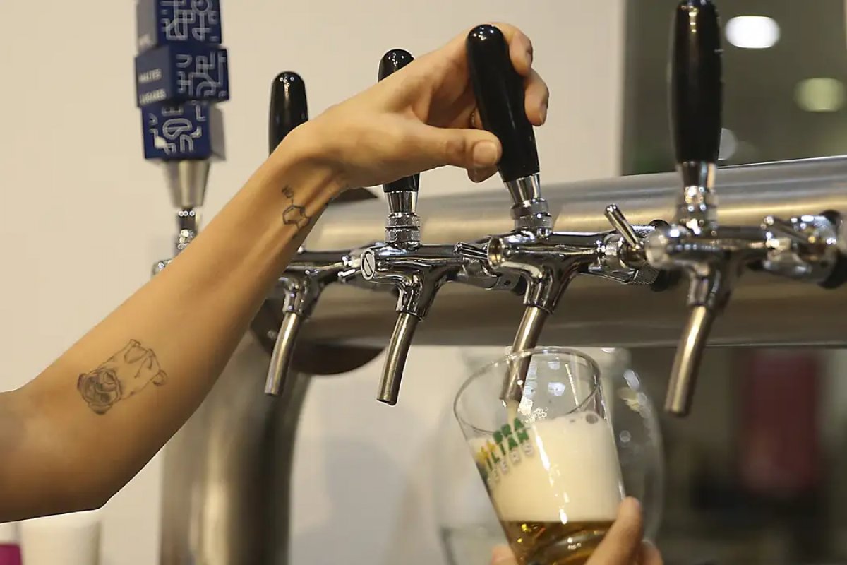Um em cada oito municípios brasileiros registra presença de cervejarias 