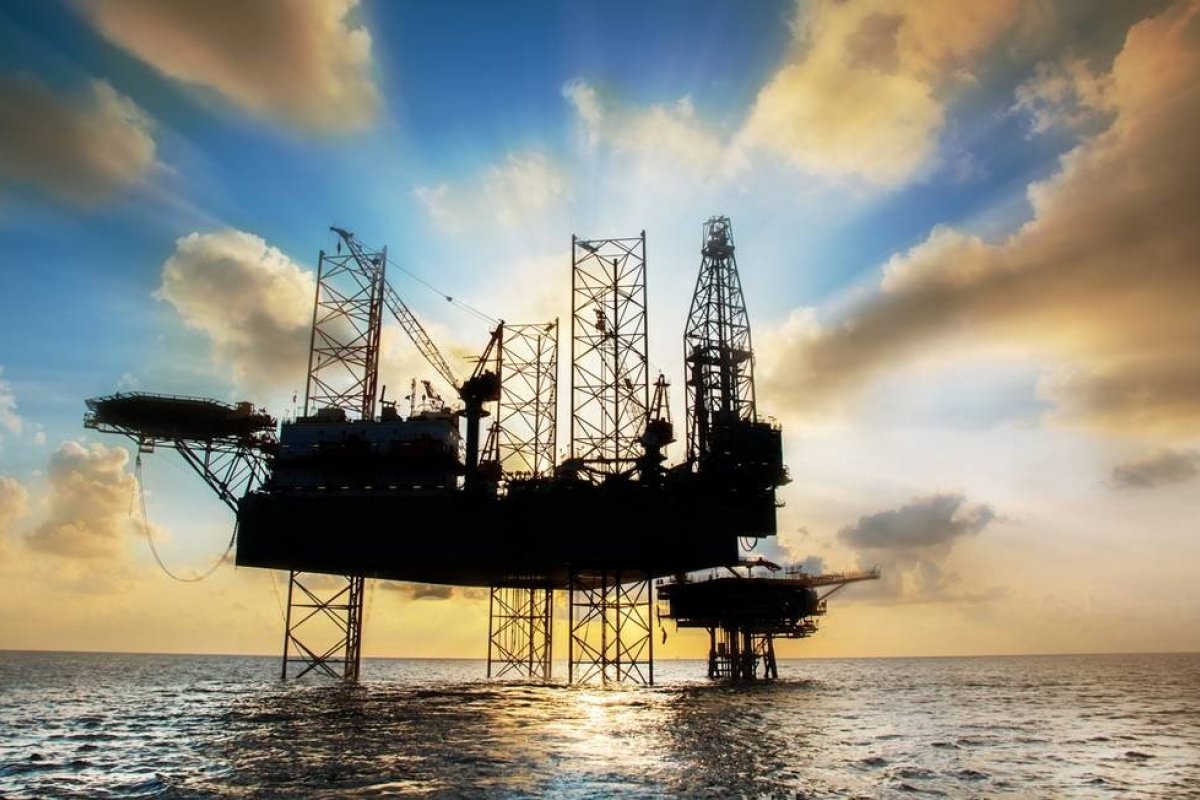 Royalties acima do previsto deve compor fundo para compensar alta do petróleo 