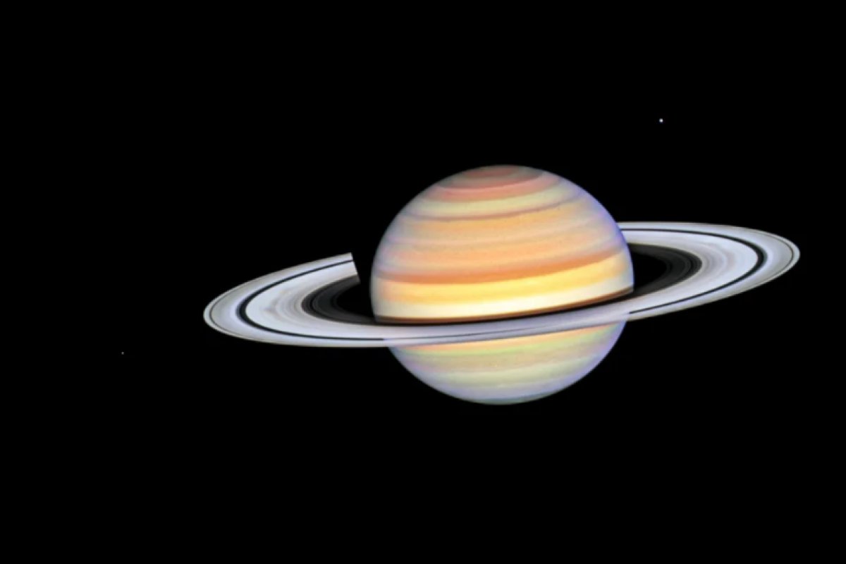 Pesquisadores descobrem oceano em lua gelada de Saturno 