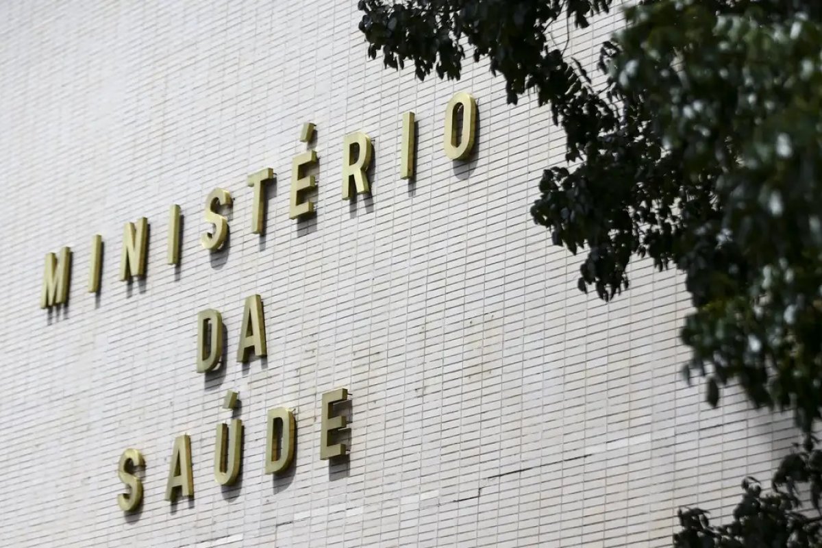 Cerca de R$ 17 bilhões não utilizados durante a pandemia serão investidos na Saúde
