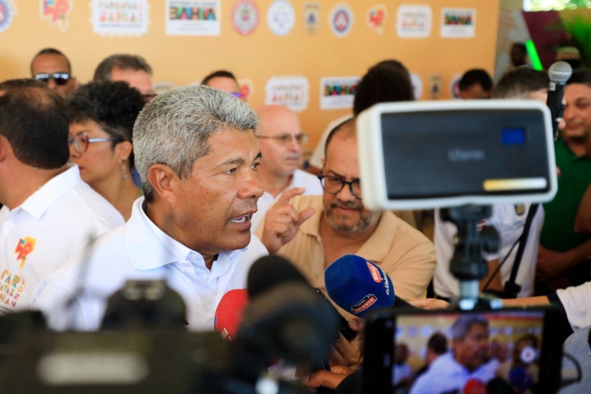 Superlotação Carnaval de Salvador: Jerônimo considera criação de novo circuito em 2025  