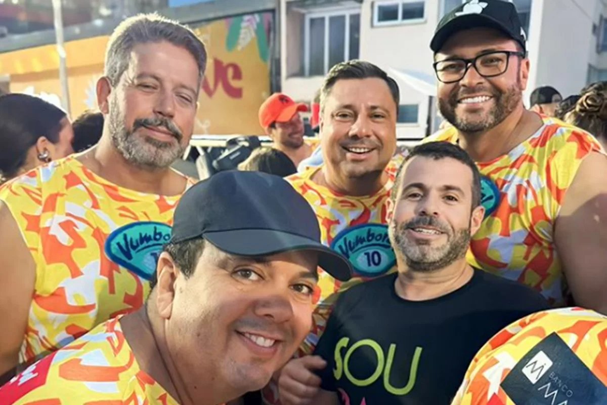 Lira usou avião da FAB para curtir Carnaval em Salvador e no Rio, diz colunista
