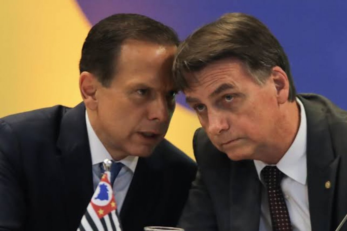 "Quem pode falar pelos ministros sou eu", diz Bolsonaro a Doria 