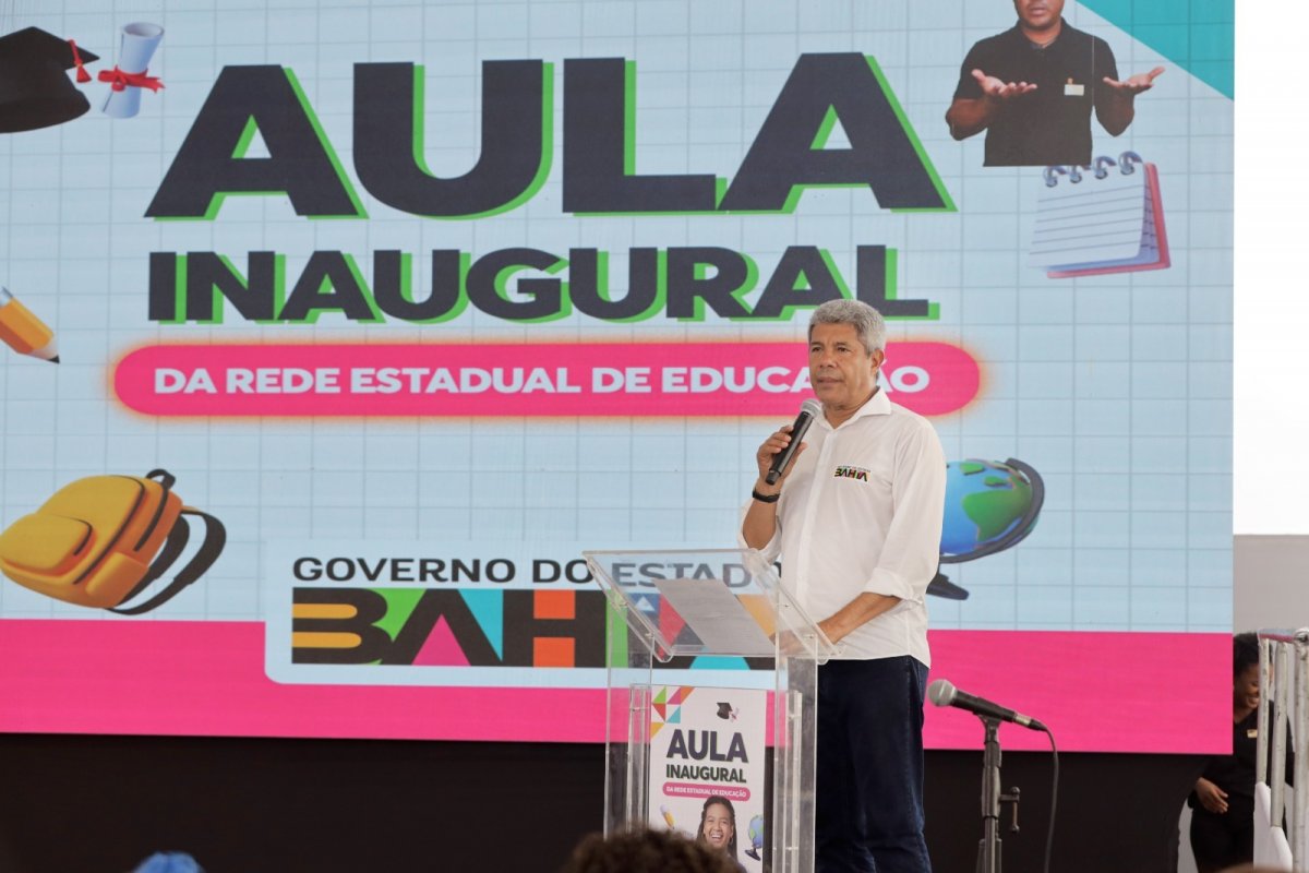 Sindicato repudia fala de Jerônimo sobre 'aprovação em massa' de estudantes; assista