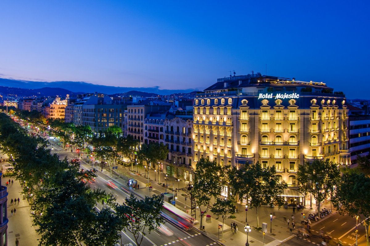 Majestic Hotel & SPA Barcelona é referência de gastronomia premiada e um convite a descobrir os prazeres da mesa catalã!