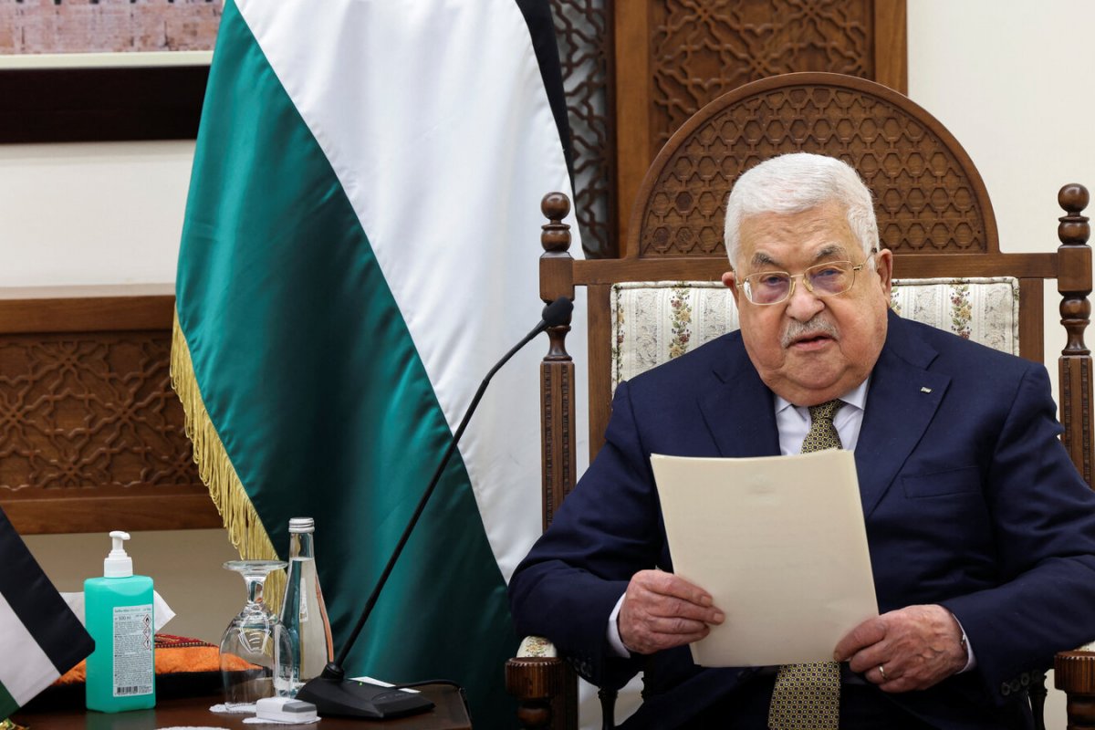 Governo da Autoridade Palestina apresenta renúncia ao presidente Mahmud Abbas 