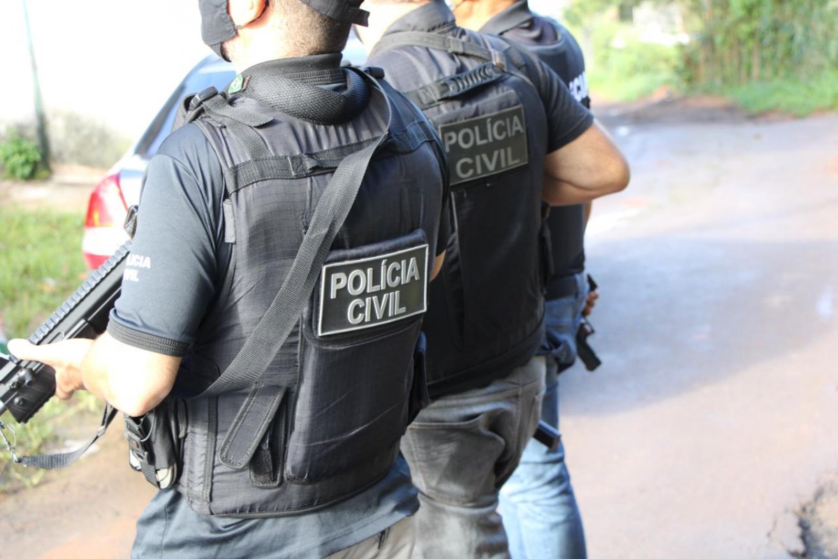 Polícia Civil detém homem acusado de abusar das próprias filhas