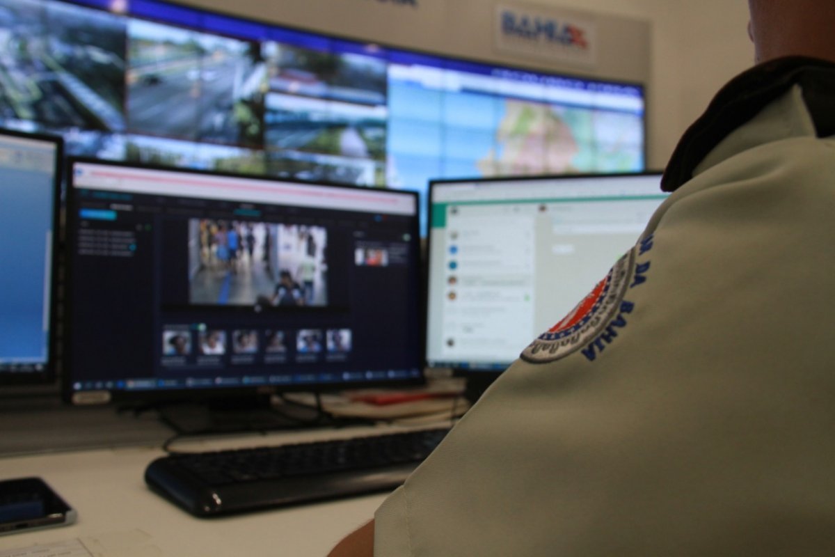 Mulher é presa após ser identificada com tecnologia de reconhecimento facial
