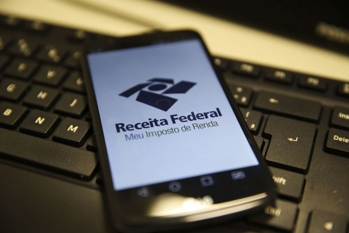 Defasagem na tabela do Imposto de Renda está próxima de 104%