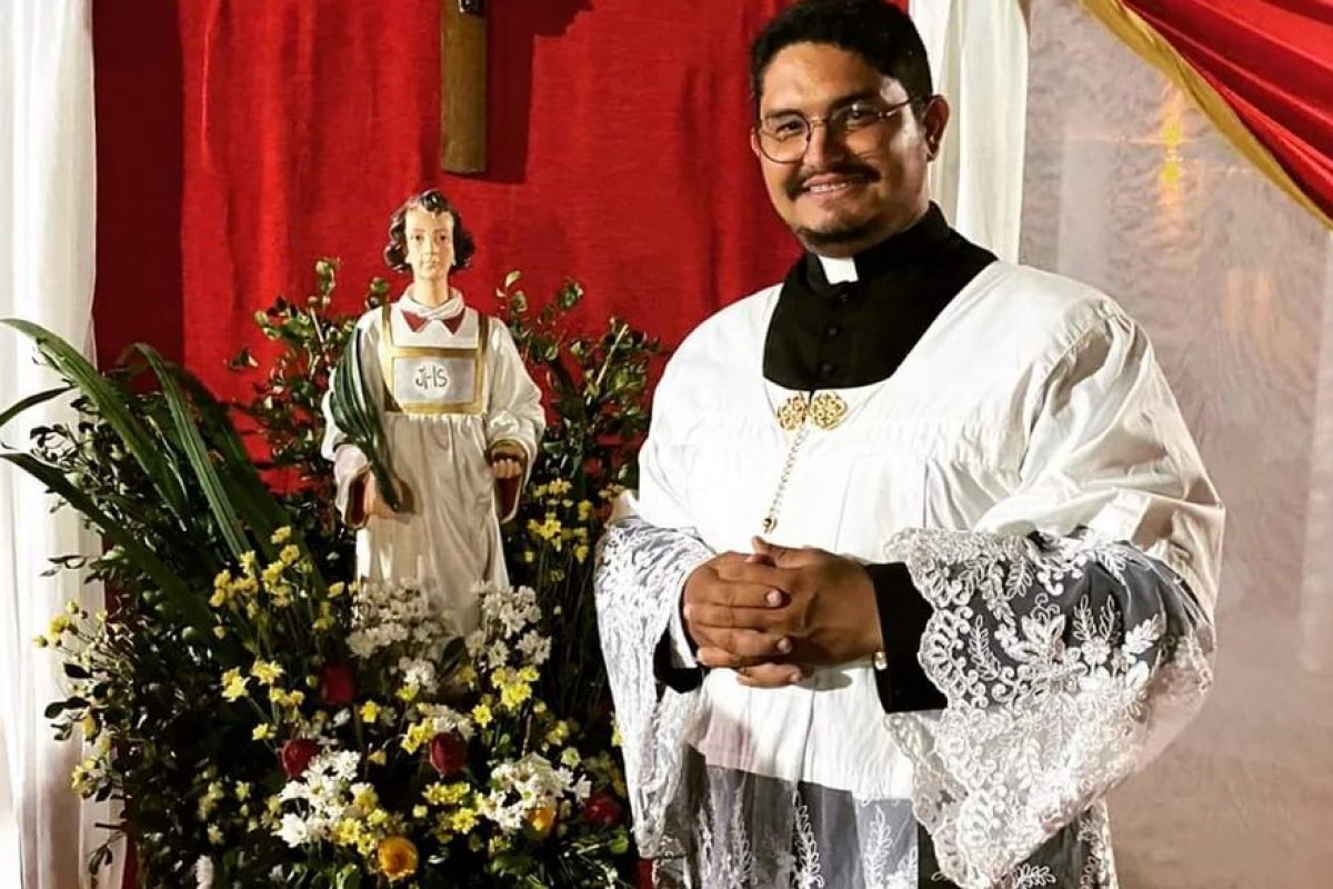 Coroinha de 24 anos é morto a tiros em Paulo Afonso