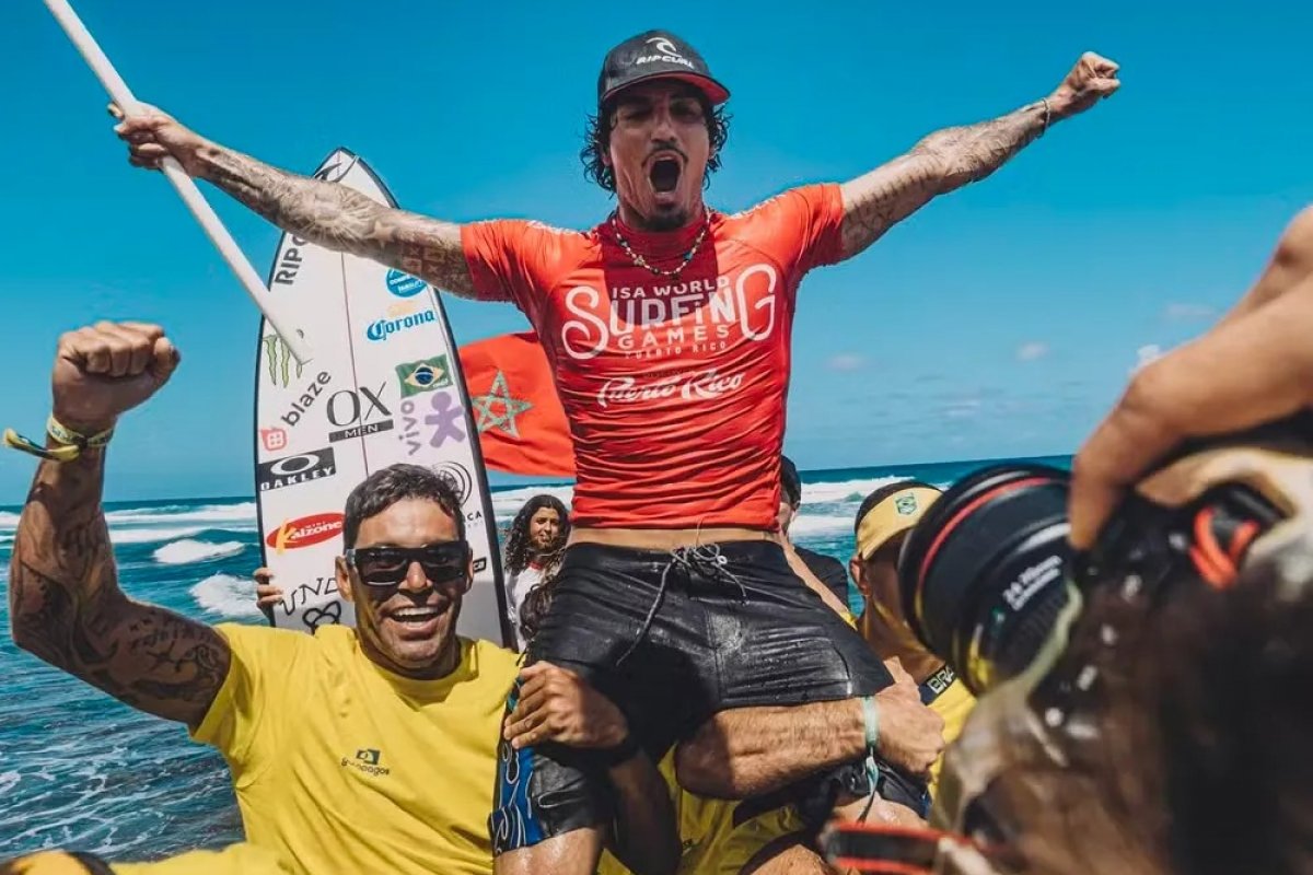 Gabriel Medina garante vaga nas Olimpíadas de Paris