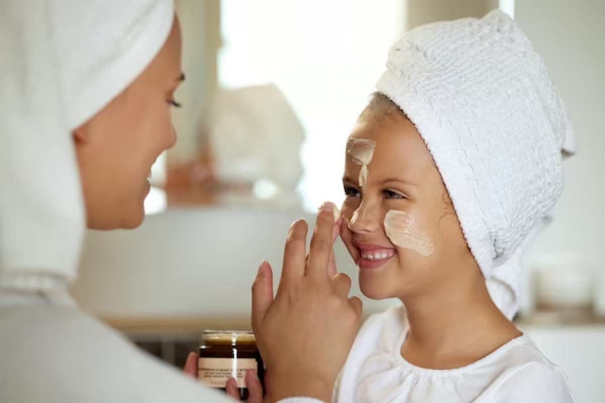 Crianças usando produtos para rejuvenescimento? Especialista alerta para os riscos! 