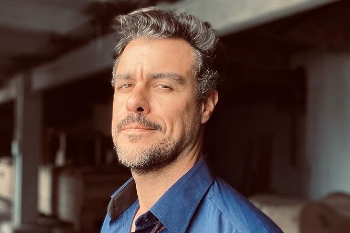 Fora da TV Globo após 14 anos, Joaquim Lopes inaugura boteco em São Paulo! 