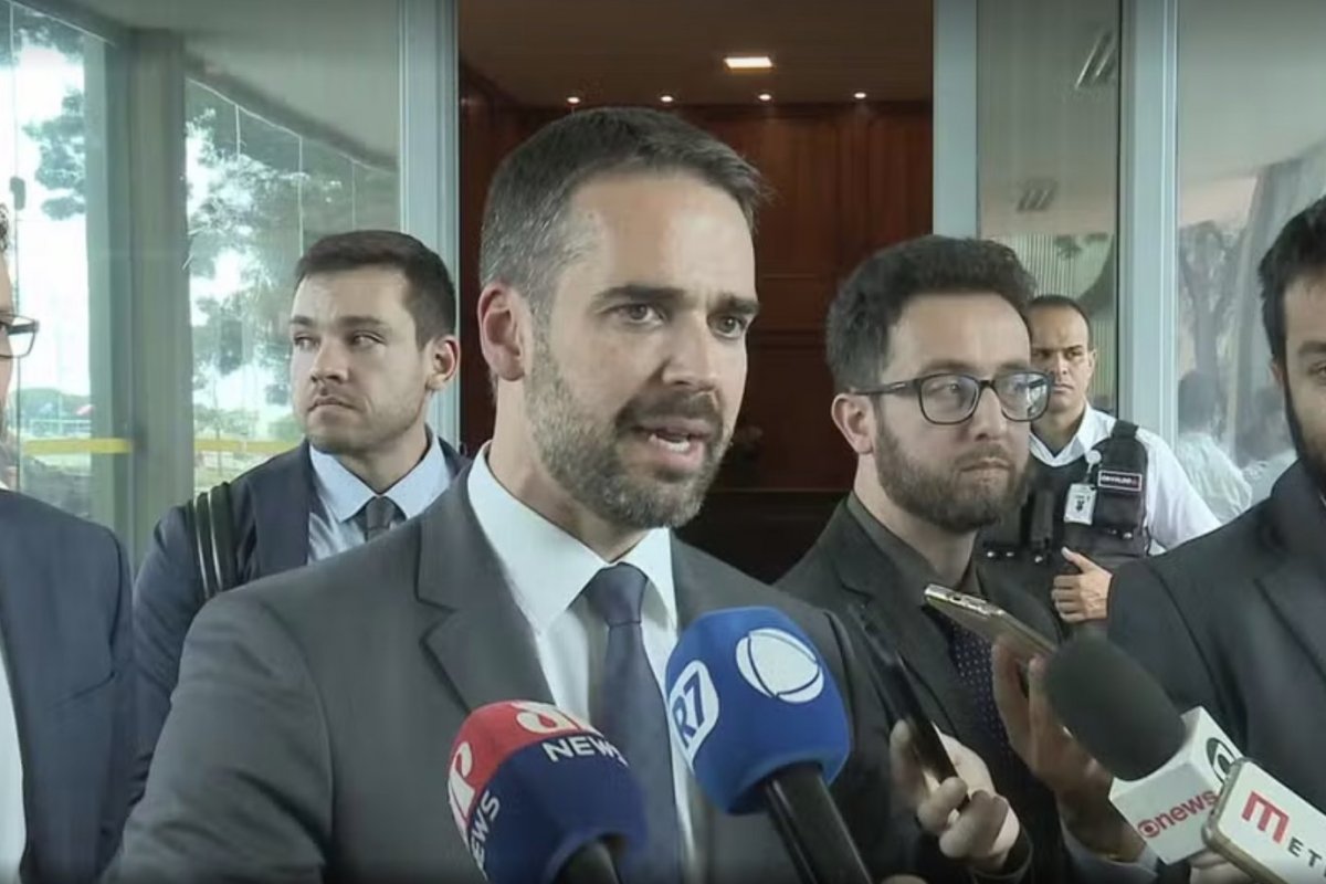 Eduardo Leite diz que Lula deve apresentar proposta de negociação de dívida dos estados neste mês