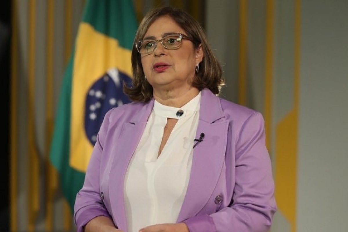 No Dia da Mulher, ministra diz que Brasil terá mais locais para acolher vítimas de violência 